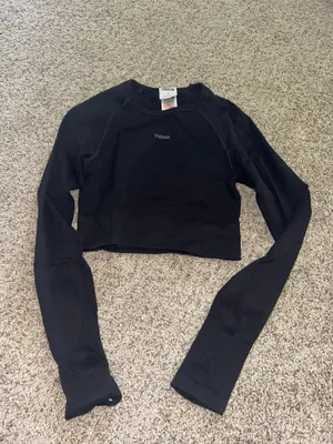 Gymshark Long-sleeve Crop Top thumbnail 1