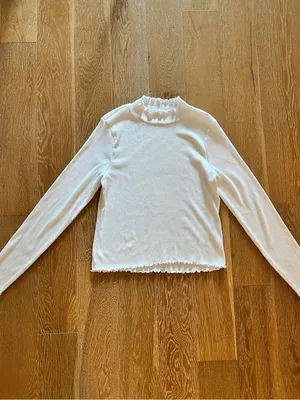 American Eagle XL ribbed white top. Barely used thumbnail 4
