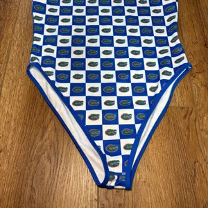 Dyme Lyfe Florida Gators Bodysuit Swimsuit XL Blue White Checkered NCAA Fan Gear thumbnail 4