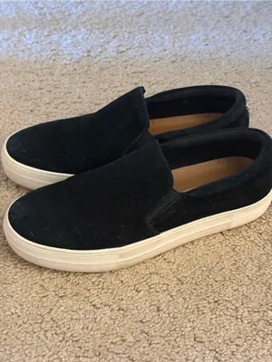 Steve Madden Women’s Black Slip-On Suede Sneakers thumbnail 5