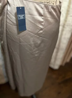 Abercrombie 74- NWT Knotted Elevated Satin Midi Skirt sz XL GOLDEN TONE thumbnail 13
