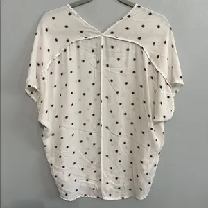 Lush Womens Blouse White Geometric Dot V-Neck Relaxed Short Sleeve M thumbnail 4