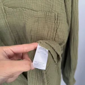 Altard State Small/Medium Olive Green Gauze Like Button Sleeve Shirt Fall Relax thumbnail 4