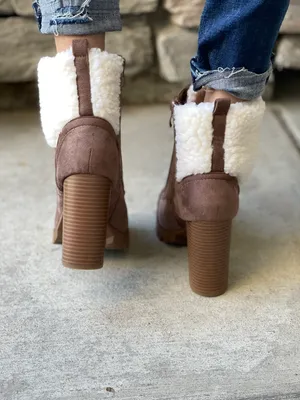 Top Moda Tan Sherpa Lug Sole Ankle Bootie thumbnail 6