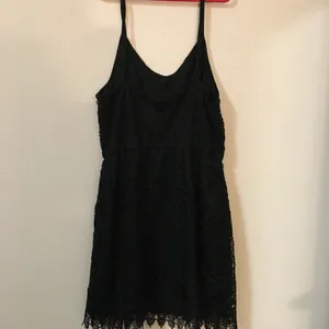 Like New Lace Black Dress gorgeous looking. thumbnail 2