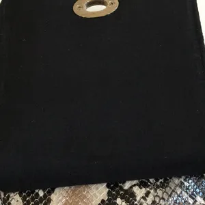 FINAL MARKDOWN Ladies mini cross body bag thumbnail 5