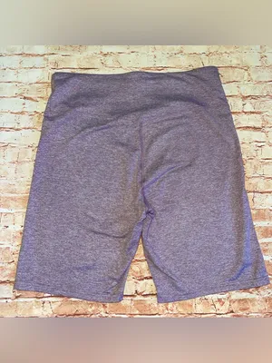 High-Waist Women’s Bike Shorts in Heather Lavender Gray thumbnail 6