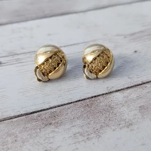 Vintage Clip On Earrings 5/8" Stylish Gold Tone with Design thumbnail 3