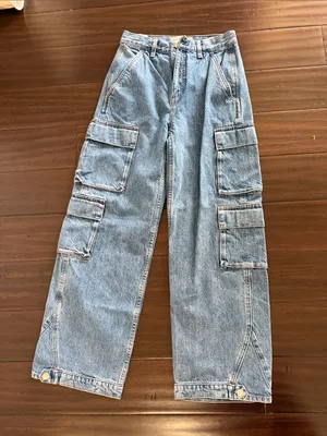 Denim Forum Aritzia The '90s Millie Hi-Rise Cargo Jean Size 25 thumbnail 3