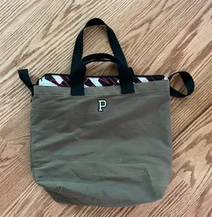 Victoria’s Secret cooler tote bag thumbnail 1