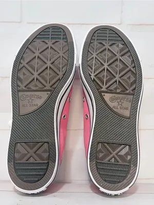 Converse Chuck Taylor All Star Unisex 5.5 M/ 7.5W Lace-Up High-Top Sneakers NIB thumbnail 6