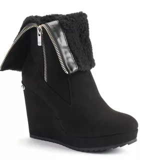 Juicy Couture Fold-Over Wedge Kasia Boots Ingot Micah Zamino Jenner 7.5 Black thumbnail 1