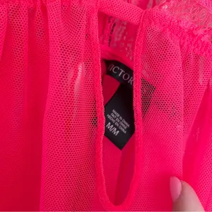 Victoria’s Secret Neon Pink Sheer Lace Babydoll Slip Sz Medium Intimates thumbnail 7