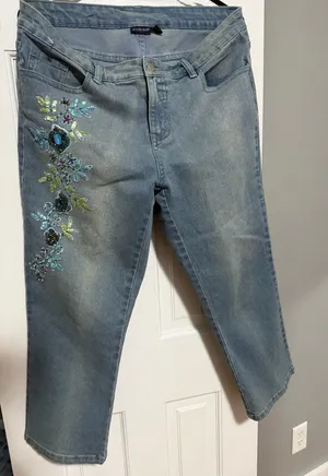 Boston Proper Beaded, Jeweled & Sequin Design Cropped Jeans Size 12. thumbnail 1