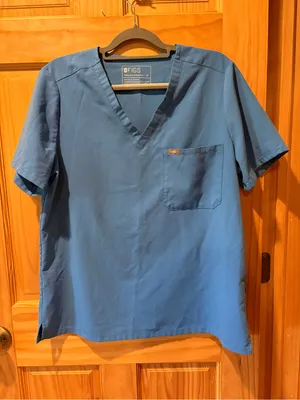 FIGS Women's Catarina One-Pocket Scrub Top blue XL thumbnail 1