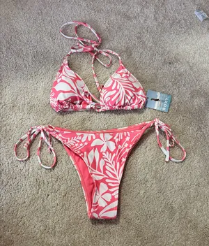 Roxy Pink Bikini Set thumbnail 1