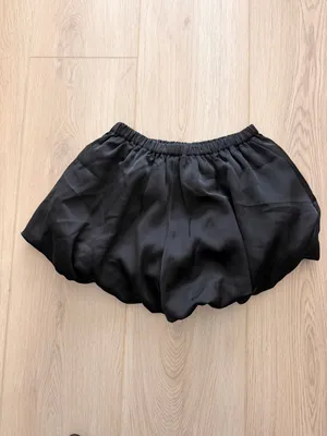 Boohoo Black Bubble Shorts | Satin-Look thumbnail 5