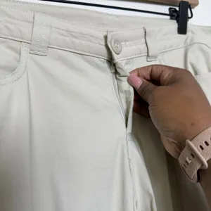 Eddie Bauer Women First Ascent Pants 8 Beige Hiking‎ Cargo Zip Pockets Outdoor thumbnail 6