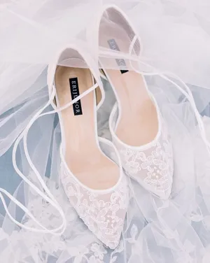 NIB Erijunior White Bridal Wedding Lace Tie Heels size 6 thumbnail 1