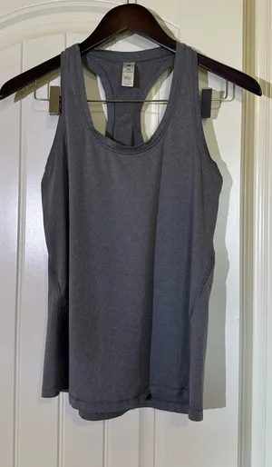 Yogalicious Lightweight Racerback Tank Top XS thumbnail 1