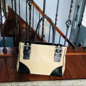 Elegant PRADA nylon tote bag 🌷🌷🌷 thumbnail 5