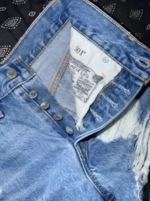 Levi’s Shorts 501 thumbnail 3
