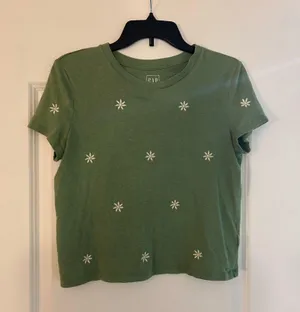 Gap Flower baby tee thumbnail 1