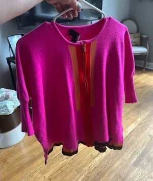 St.‎ John's woman sweater pink size small thumbnail 1