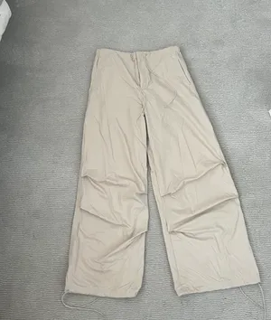 ZARA Women’s Parachute Cargo Pants thumbnail 4