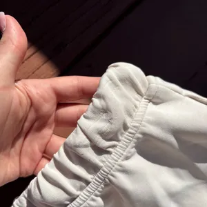 Cream wide leg pants size XXS thumbnail 9