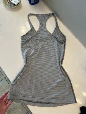 Lululemon Tank thumbnail 2