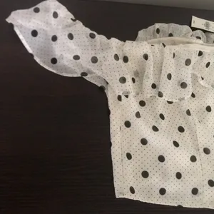 Express | Polka Dot Off The Shoulder Crop Top thumbnail 4
