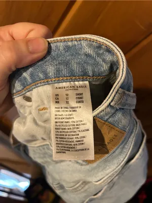 American Eagle Strigid Mom Jean in Blue Breeze thumbnail 9