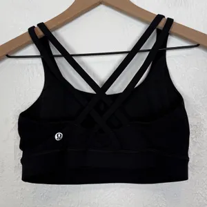 Lululemon Energy Bra Medium Support B/C Cup in Black Size 6 thumbnail 3