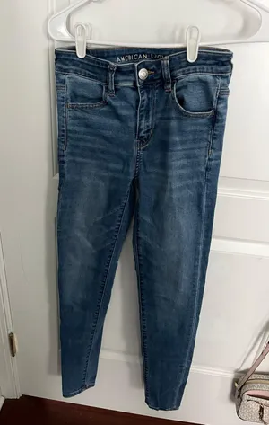 American Eagle Outfitters Jeans thumbnail 1