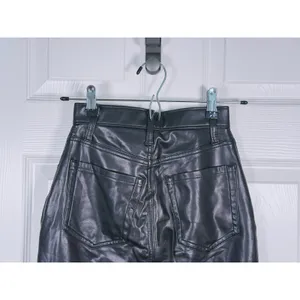 Abercrombie Curve Love Faux Leather Ankle Straight Pants Size 23 (000) Black thumbnail 6