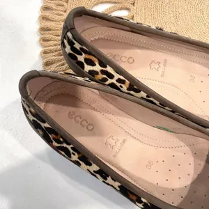 Ecco Felicia Loafers Size EU 36 Brown Leopard Flats Calfhair Animal Print thumbnail 10