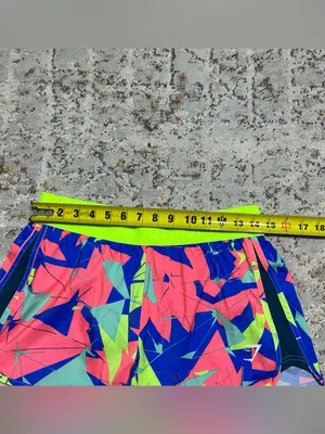 Gymshark vibrant athletic shorts neon yellow logo waist Size Medium thumbnail 4