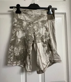 Vitality Balance Athletica Shorts thumbnail 1
