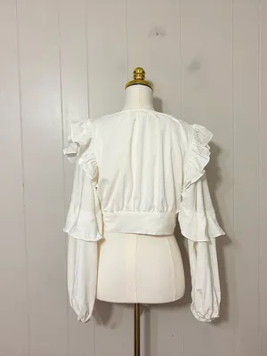 Line & Dot Sonia Ruffle Blouse White Tie Front Crop Top Size M NWT thumbnail 7