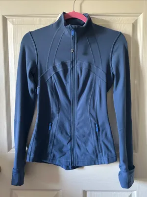 Lululemon Womens Full Zip Define‎ Luon Jacket Size 4 in Blue thumbnail 6