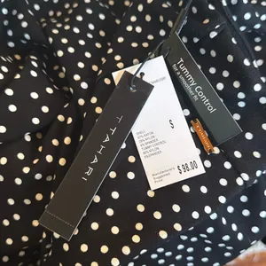 T TAHARI Midi Pencil Skirt Size S Black White Polka Dot Slit Leg Tummy Control thumbnail 7