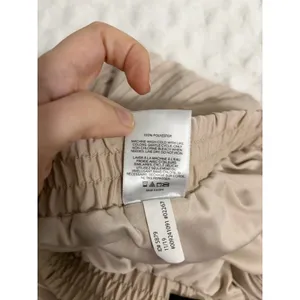 Express Beige Pleated High Rise Wide Leg Crop Pull On Elegant Chic Pants M thumbnail 7