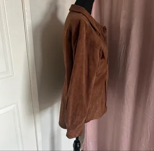 Brown corduroy long sleeve button up jacket Size M thumbnail 3