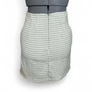 Brandy Melville Green Plaid High Waisted Mini Skirt Size S Preppy Academia 90’s thumbnail 5
