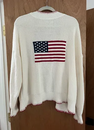 Hollister knit patriotic sweater thumbnail 1