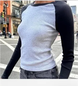 brandy melville long sleeve thumbnail 2