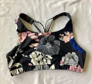 Old Navy Active Sports Bra thumbnail 1