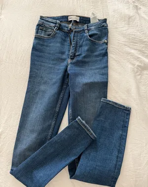 ZARA Jeans High-Rise thumbnail 1