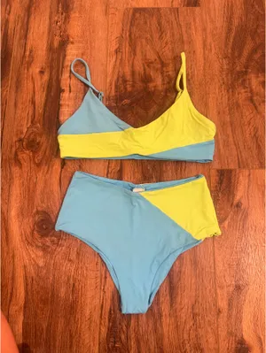 L*Space Bikini thumbnail 4